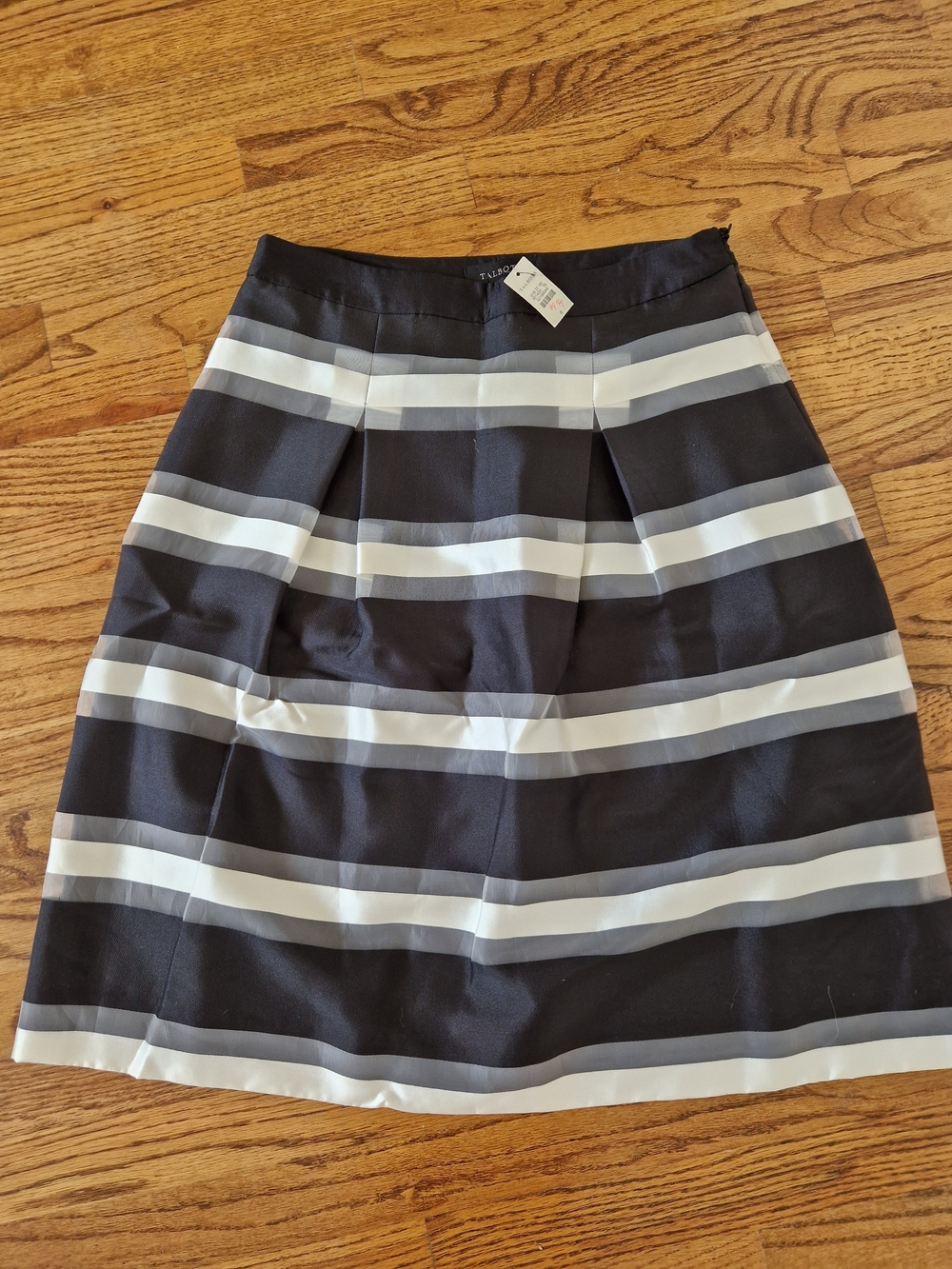 Talbots NWT Black and White Horizontal Stripe A-Line Skirt